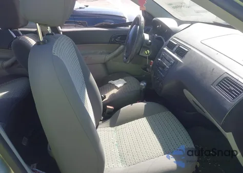 2007 Ford Focus S/Se/Ses из США, поврежденный, VIN 1FAFP34N07W225593